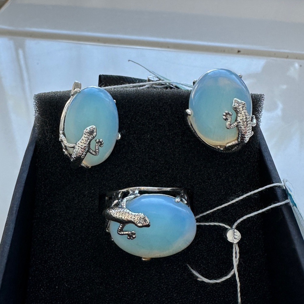 925 Sterling silver Moonstone ring and earrings,NWT,ring size 8.5